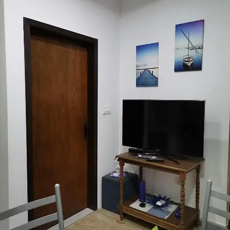 아파트 Apartman Simba